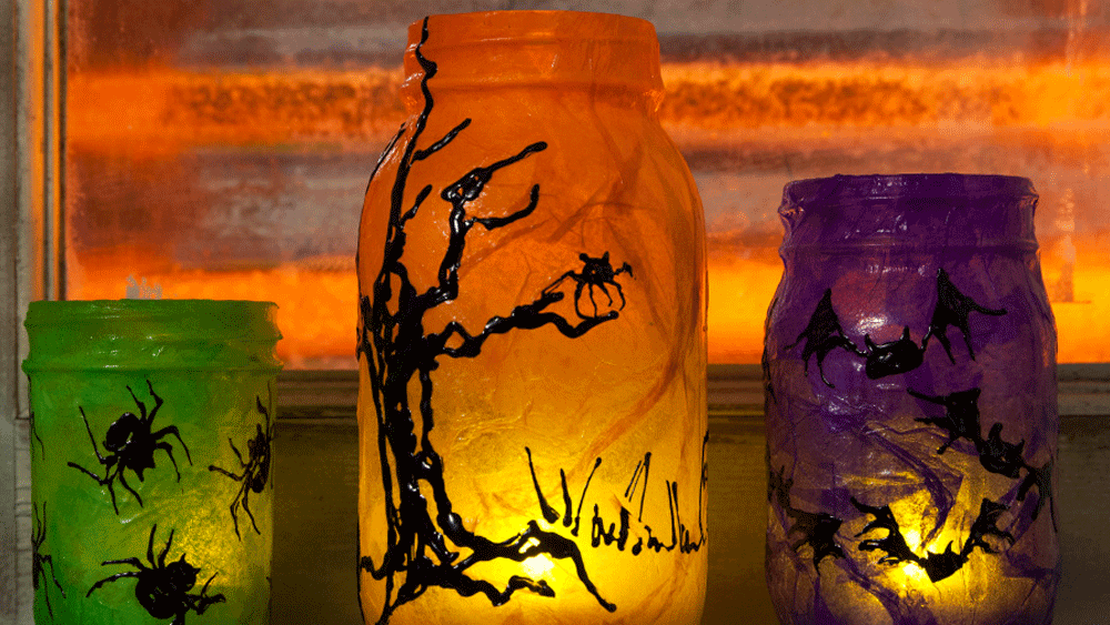 DIY Spooky Halloween Mason Jars