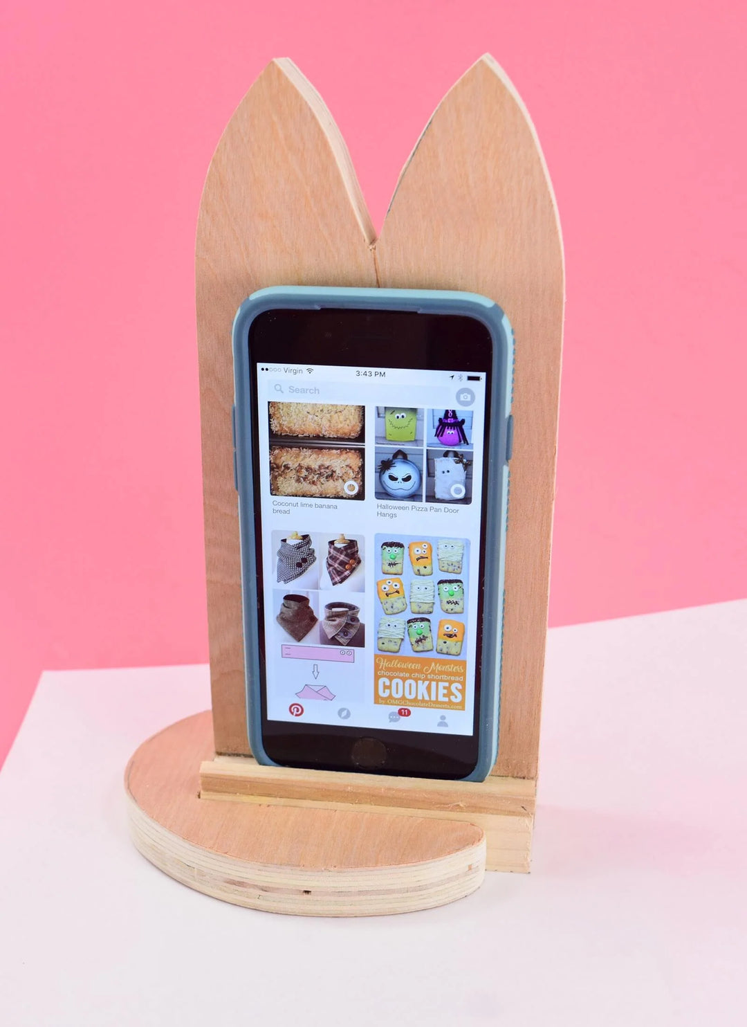 DIY Cat Shaped Smart Phone Holder from Wood