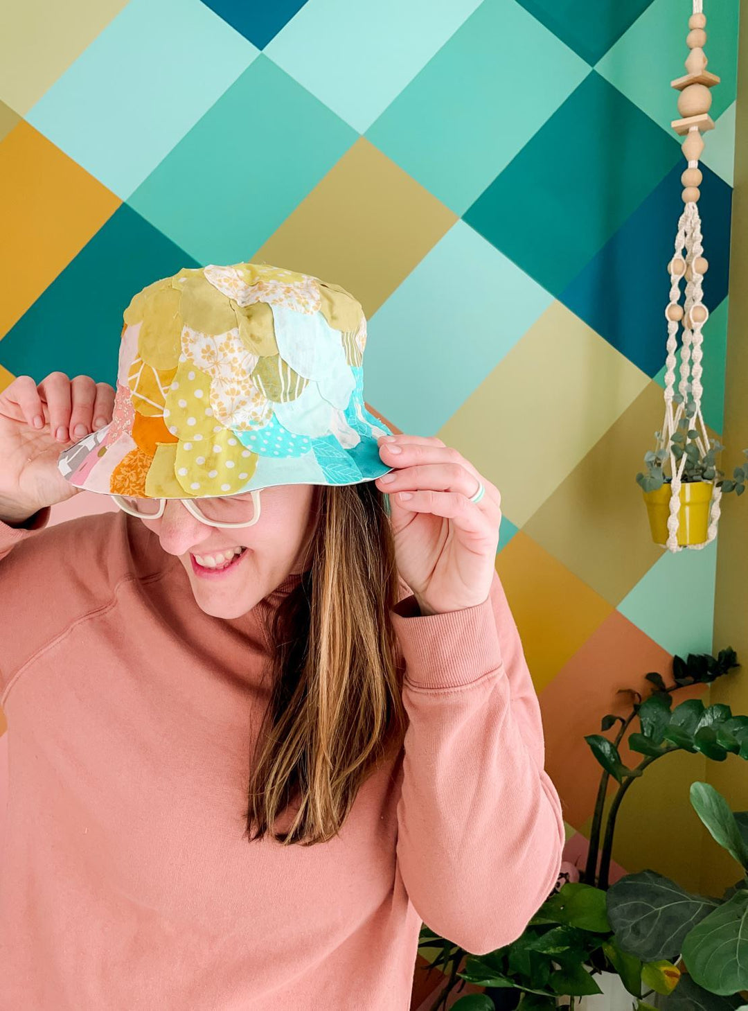 No-Sew Patchwork Bucket Hat with Fabric Glue