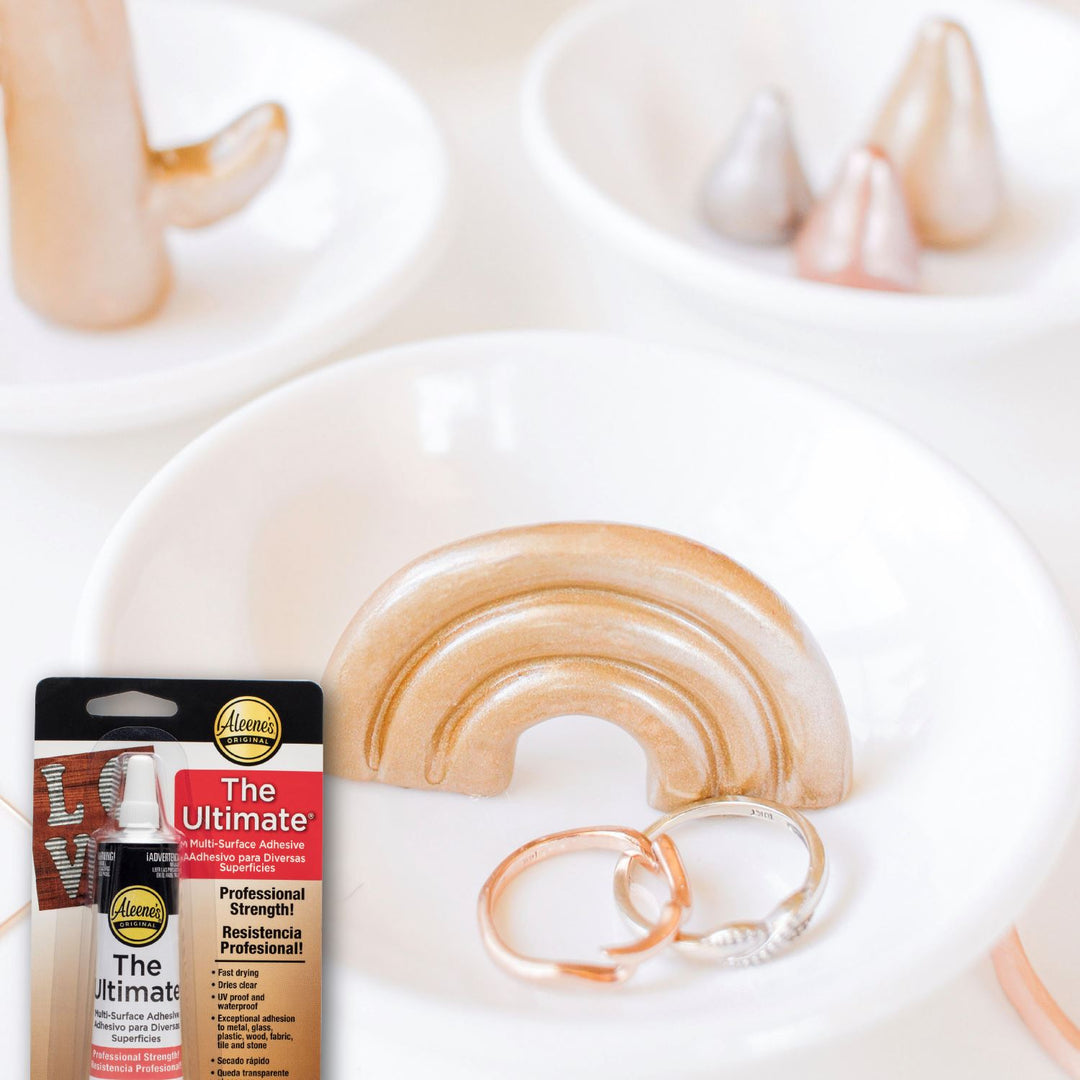 Picture of 40648 Aleene’s The Ultimate Multi-Surface Adhesive 1.5 fl. oz. 3 Pack