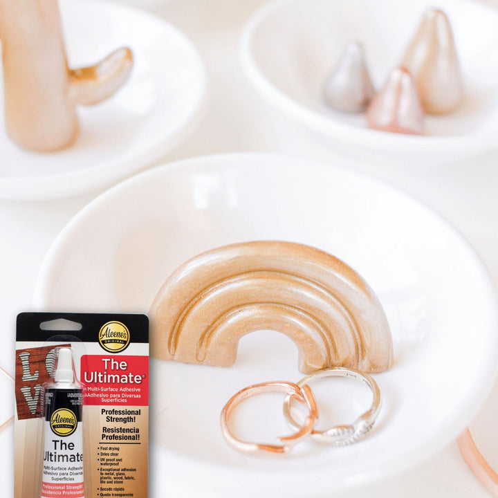 Picture of 40648 Aleene’s The Ultimate Multi-Surface Adhesive 1.5 fl. oz. 3 Pack